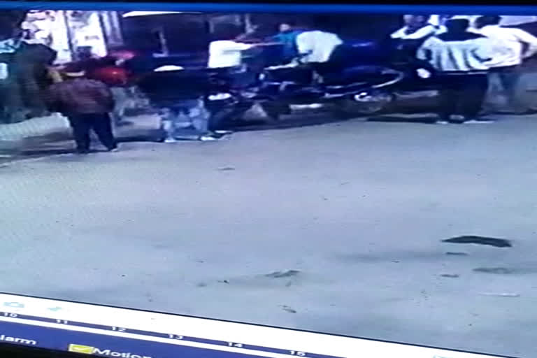 Paan shopkeeper assaulted in Janjgir Champa