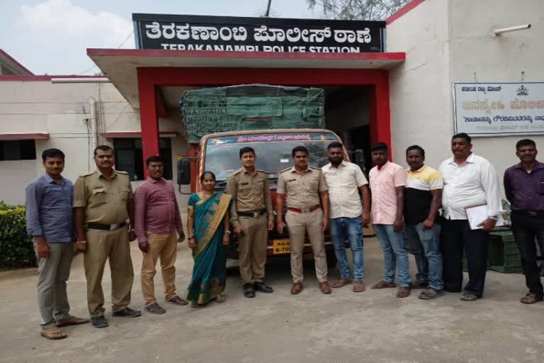 6-tons-of-rice-ceased-by-police-in-chamaraja-nagar