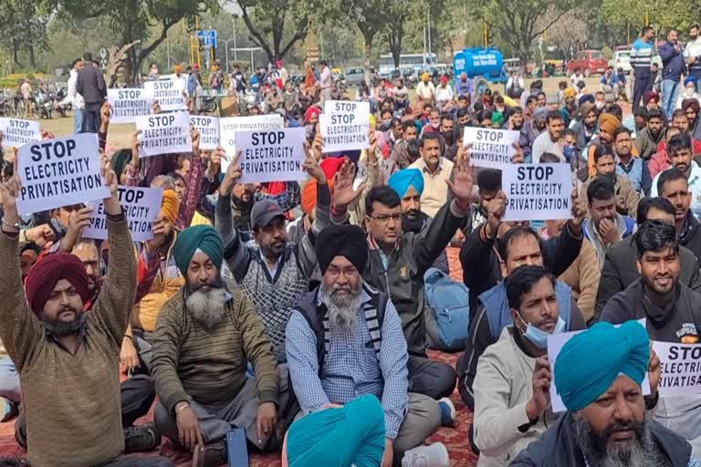 electricity workers strike in chandigarh