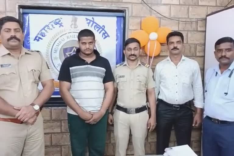 Suicide in Kandivali, accused arrested by railway police