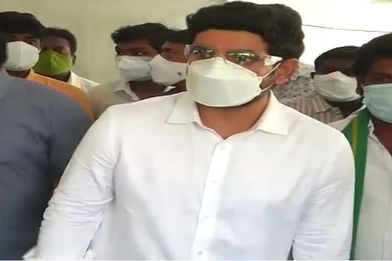 Lokesh attend Visakha court