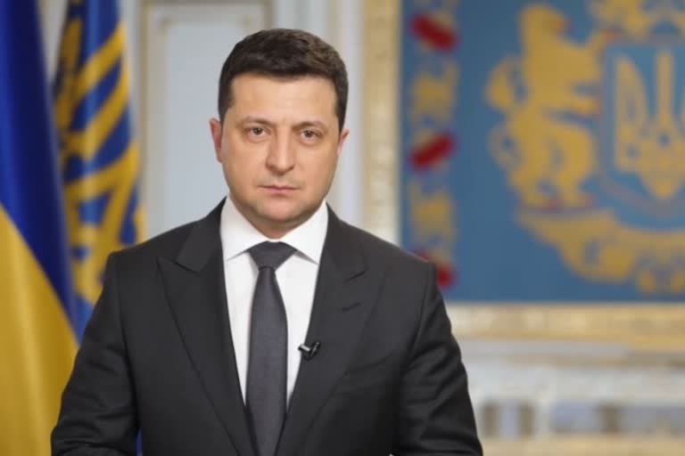 Ukrainian President announces martial law in Ukraine  യുക്രെയ്‌നില്‍ അടിയന്തരാവസ്ഥ  യുക്രെയ്‌നില്‍ അടിയന്തരാവസ്ഥ പ്രഖ്യാപിച്ച്‌ യുക്രെയ്‌ന്‍ പ്രസിഡന്‍റ്‌