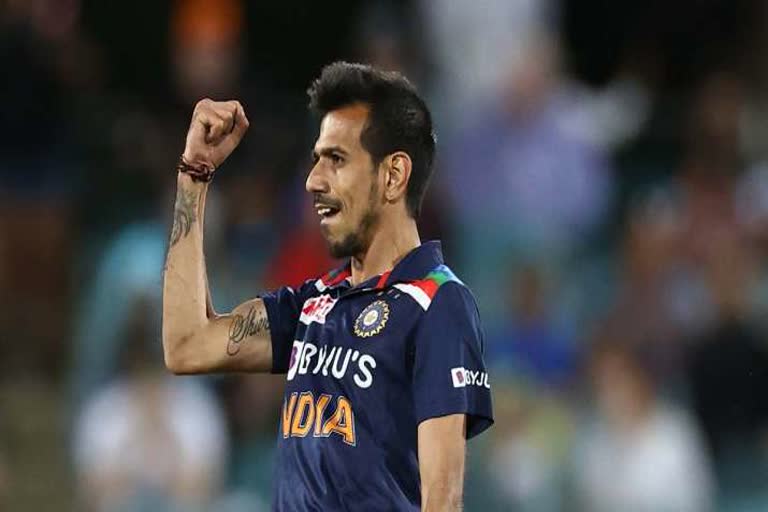 Chahal Overtakes Bumrah  Yuzvendra Chahal  Yuzvendra Chahal t20 record  Yuzvendra Chahal Become India's Leading Wicket-taker in T20Is  ബുംറയെ പിന്നിലാക്കി ചാഹൽ  യുസ്‌വേന്ദ്ര ചാഹലിന് പുതിയ നേട്ടം  ടി20 വിക്കറ്റ് വേട്ടയിൽ യുസ്‌വേന്ദ്ര ചാഹൽ ഒന്നാമത്  ഇന്ത്യ ശ്രീലങ്ക ടി20 പരമ്പര