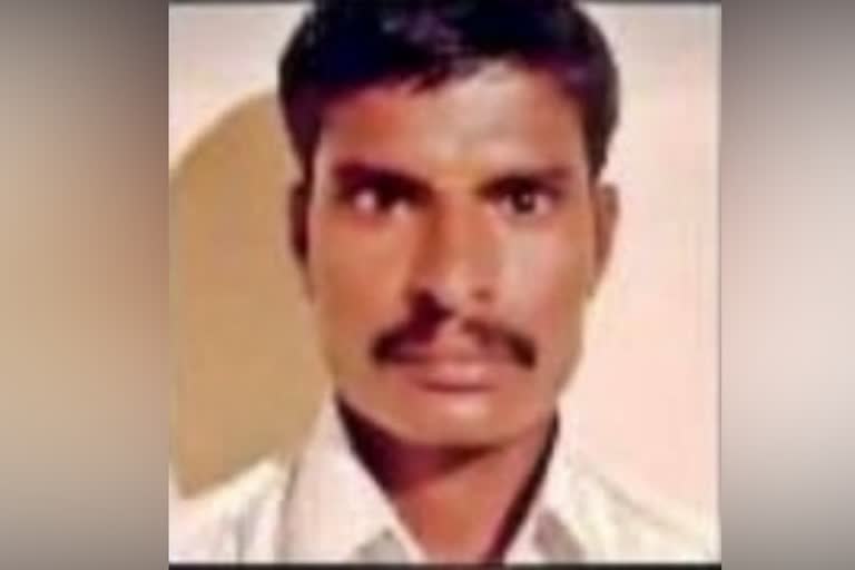 Youth committed suicide at Davanagere