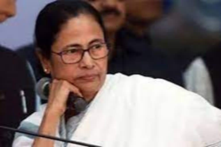 How difficult is it for Mamata Banerjee to tackle the cold war with her own nephew?