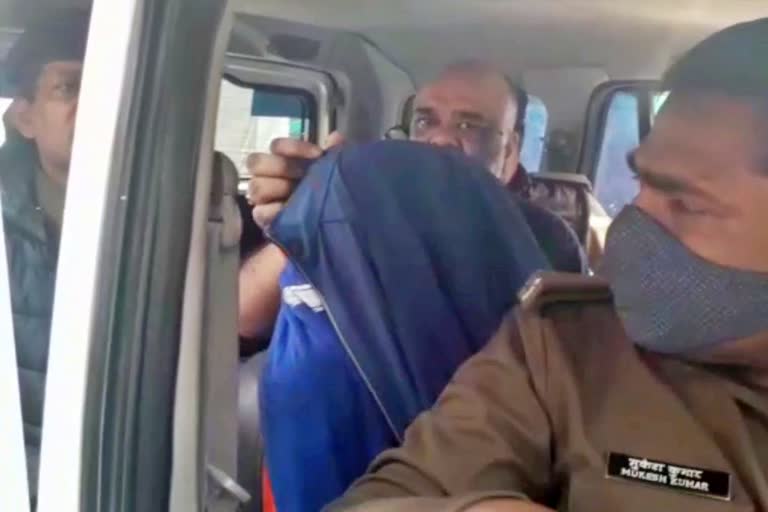 पटना में 15 करोड़ का जालसाज गिरफ्तार