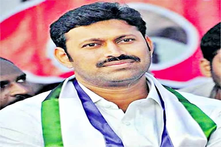 అవినాష్‌రెడ్డి