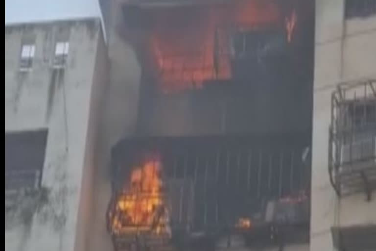 Level-2 fire breaks out in residential building in Kanjurmarg area