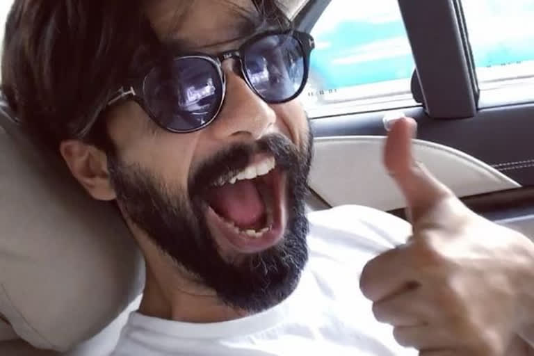 shahid kapoor buys new car