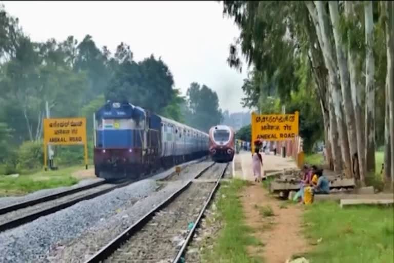 ಯುವ ಪ್ರೇಮಿಗಳು ಆತ್ಮಹತ್ಯೆ