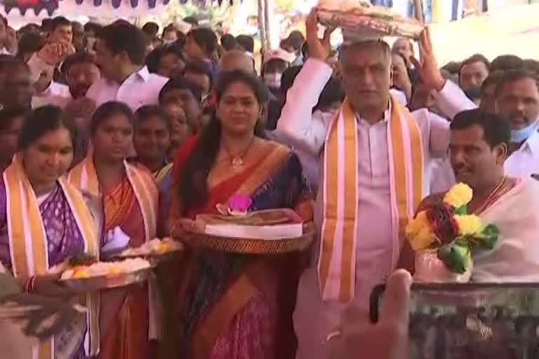 Harish rao at Edupayala