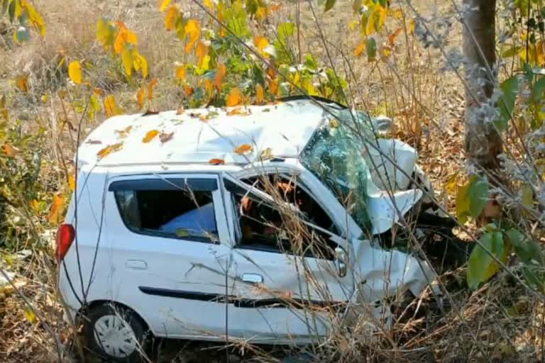 Road Accident: ସୁନସୁନିଆ ନିକଟରେ କାର ଦୁର୍ଘଟଣା, ଛତିଶଗଡ଼ରୁ ୬ ମୃତ