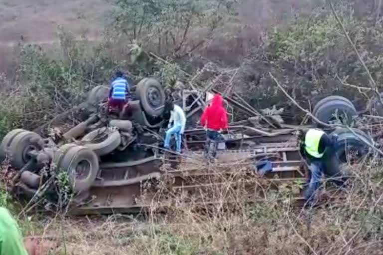 Mumbai Pune Highway Accident