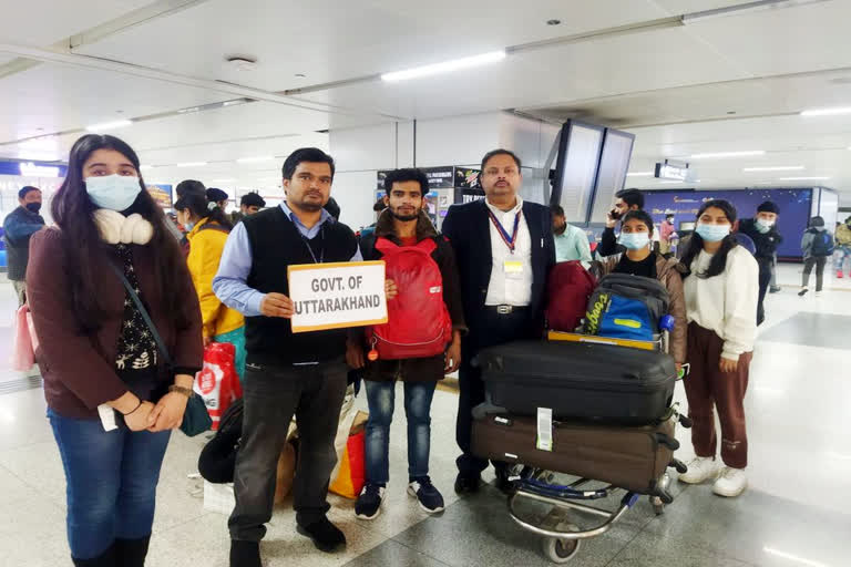 Uttarakhand students returned from Ukraine
