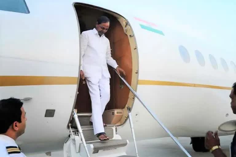 TELANGANA CM KCR VISITS RANCHI IN Jharkhand