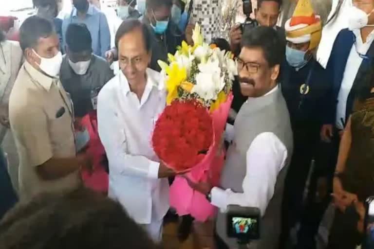 telangana cm kcr meet jharkhand cm