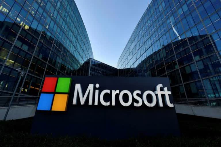 Microsoft suspending all new sales of products in Russia over Ukraine crisis  റഷ്യയിലെ പ്രവർത്തനങ്ങൾ നിർത്തിവെച്ച് മൈക്രോസോഫ്റ്റ്  യുക്രൈൻ അധിനിവേശം  Microsoft suspending all new sales of products in Russia  Sanctions in russia  റഷ്യയിൽ ഉപരോധം തീർത്ത് അമേരിക്ക  Russia attack Ukraine  Russia Ukraine War  Russia Ukraine News  Russia Ukraine Crisis News  Russia-ukraine conflict  vladimir putin  Russia-Ukraine War Crisis  russia declares war on ukraine  Russia-Ukraine live news  റഷ്യ യുക്രൈൻ യുദ്ധം