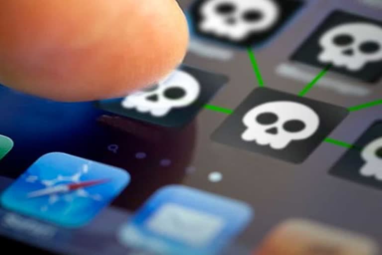 Android malware stealing users data