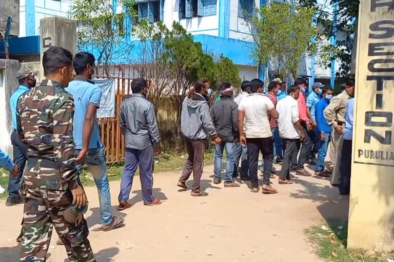 14 people arrested in maoist poster recovery case in Purulia