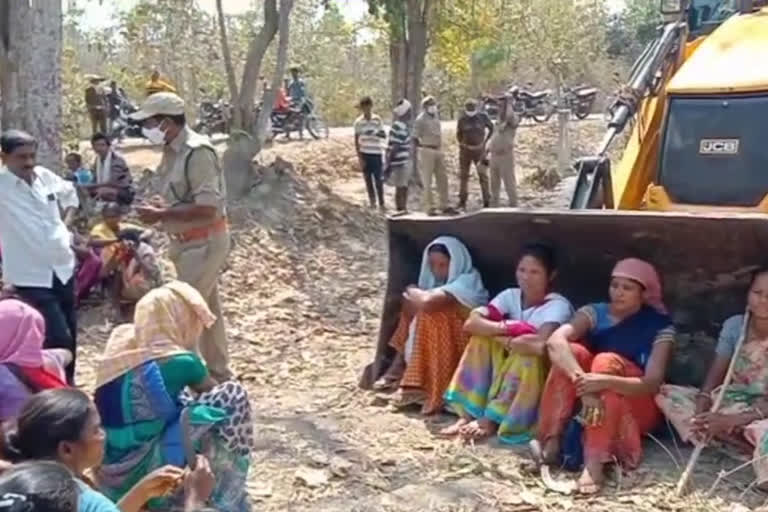 Conflict between tribals and forest officials