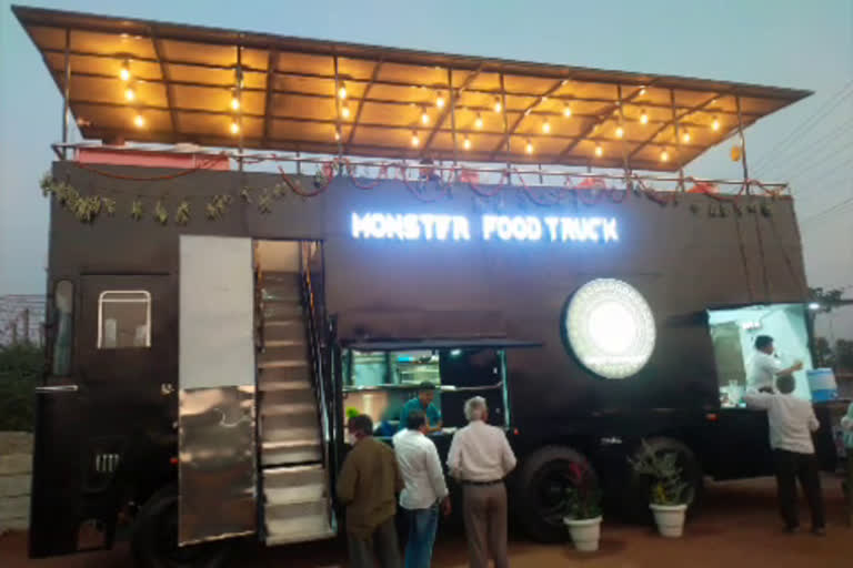 Innovative idea of two software friends made a lorry as a restaurant