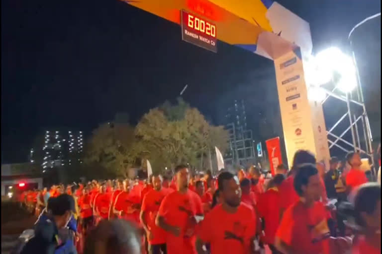 Enthusiasts participating in running competitions