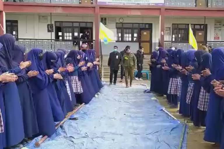 Students Felicitated in Bandipora: بانڈی پورہ پولیس کی جانب سے طلبا کے لیے تقریب کا انعقاد