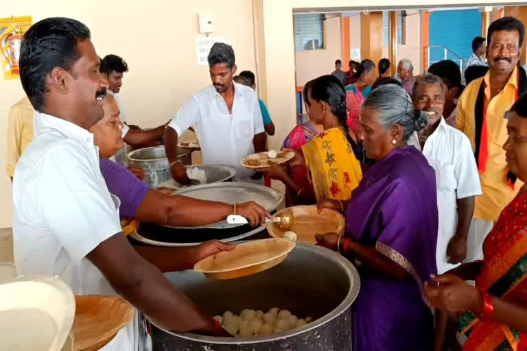 Namakkal Pothanur Chairman arranged Food Feast for Voters