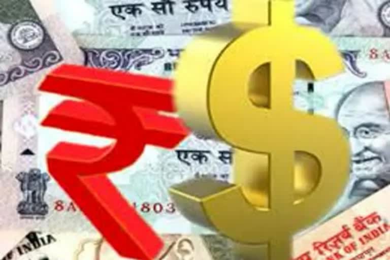 Rupee slumps 81 paise to 76.98 against US dollar in early trade