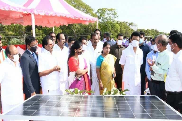 இந்தியாவின் மிகப்பெரிய மிதக்கும் சூரிய மின்சக்தி நிலையம் - முதலமைச்சர் தொடங்கி வைத்தார்