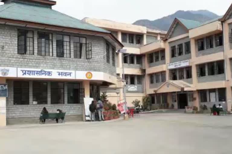 Fight between two student organizations in Joginder Nagar