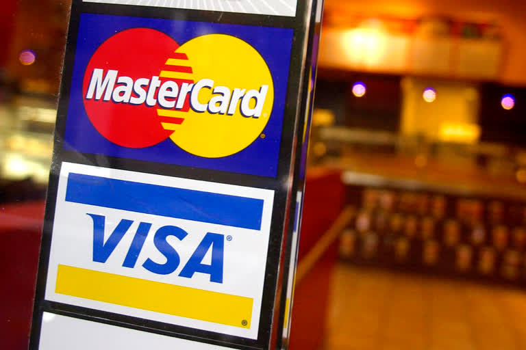 Leading Russian banks are looking into issuing cards that operate on a Chinese payment system after Visa and Mastercard said they would cut their services in Russia over the invasion of Ukraine.