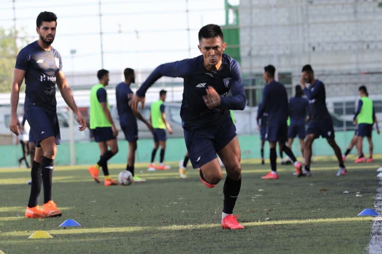 indian football team news  സൗഹൃദ മത്സരങ്ങളിൽ നിന്നും ഛേത്രി പിൻമാറി  Sunil Chhetri ruled out Indian camp  Setback for Blue Tigers  ഇന്ത്യക്ക് തിരിച്ചടി  Sunil Chhetri ruled out of Friendlies in Bahrain  ashik kuruniyan and sunil chehtri