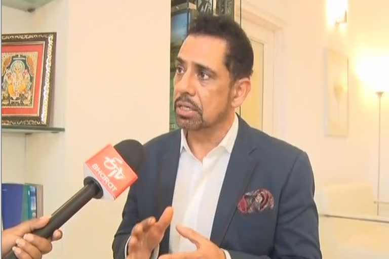 Robert Vadra hints at getting into political fray "soon"