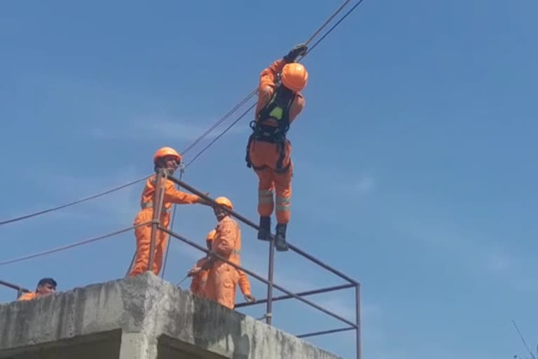 NDRF की महिला Rescuers निभा रही हैं अहम भूमिका