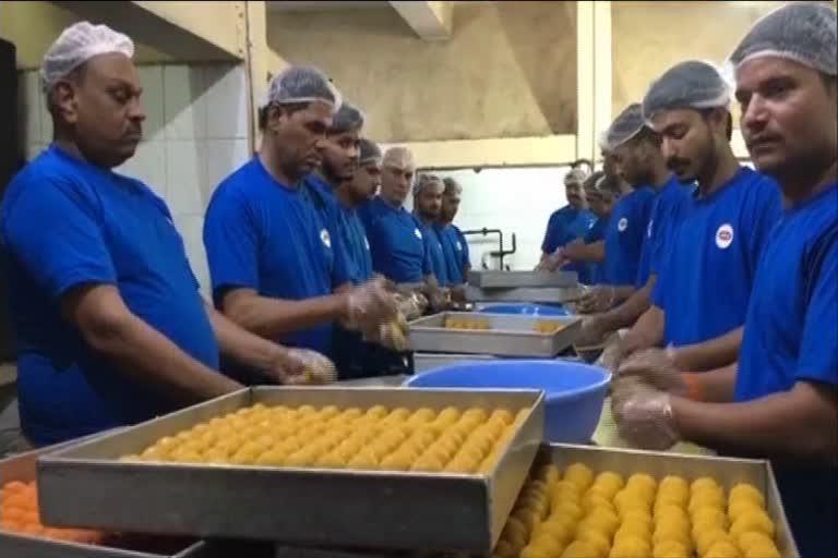 Political parties in Punjab ordering laddoos before the results of Punjab Assembly elections