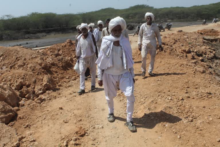 Bhavnagar Dam Repairing Work: સરકારે રજૂઆત ન સાંભળતા 300 ખેડૂતો બન્યા 'આત્મનિર્ભર', કાલથી બંધારાનું રિપેરીંગ જાતે શરૂ કરશે