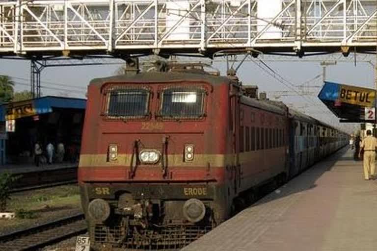 Nagpur-Jaipur Superfast