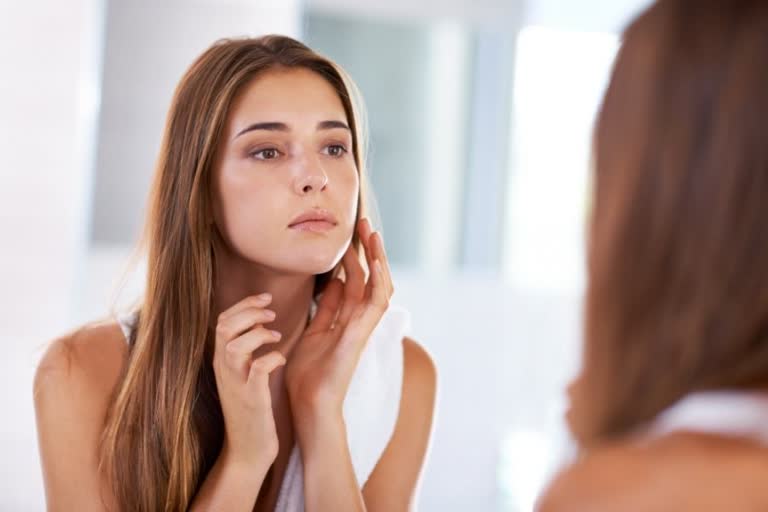 7 factors leading to skin related problems, skin care tips, how to keep the skin healthy, what affects the skin, what causes skin problems