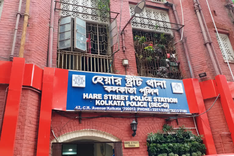 2 men arrested as they threatened judge of Kolkata court pretending police officers