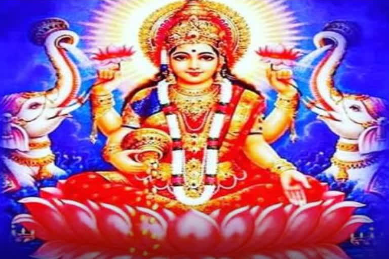 Maa Laxmi worshiped on Friday