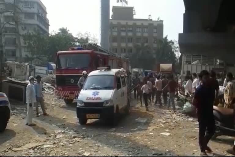 three sanitation workers died while cleaning septic tank-in mumbai