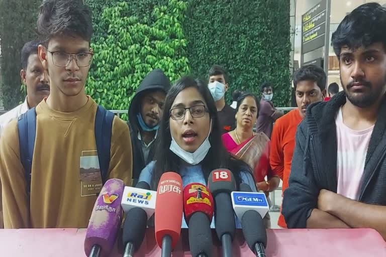 எதிர்காலம் எப்படி இருக்கும் என்பதே கேள்விக்குறி.. படிப்பை தொடர முதலமைச்சர்  நடவடிக்கை எடுக்க வேண்டும்...