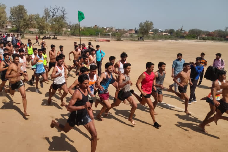 bhiwani 1600 meter race old people