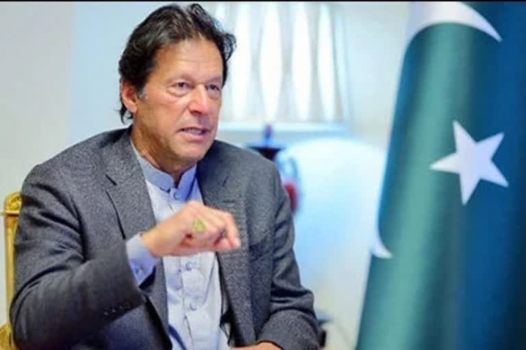 Ahead of no-confidence motion, Imran Khan threatens Opposition