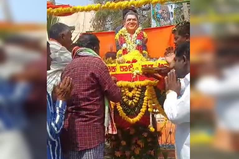 Puneeth Rajkumar statue in koppala