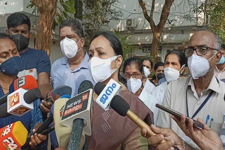 Health Minister veena george  Kuthiravattom Mental Health Center  veena george visits Kuthiravattom Mental Health Center  കുതിരവട്ടം മാനസികാരോഗ്യ കേന്ദ്രം ആരോഗ്യമന്ത്രി സന്ദർശനം  വീണ ജോർജ് കുതിരവട്ടം മാനസികാരോഗ്യ കേന്ദ്രം