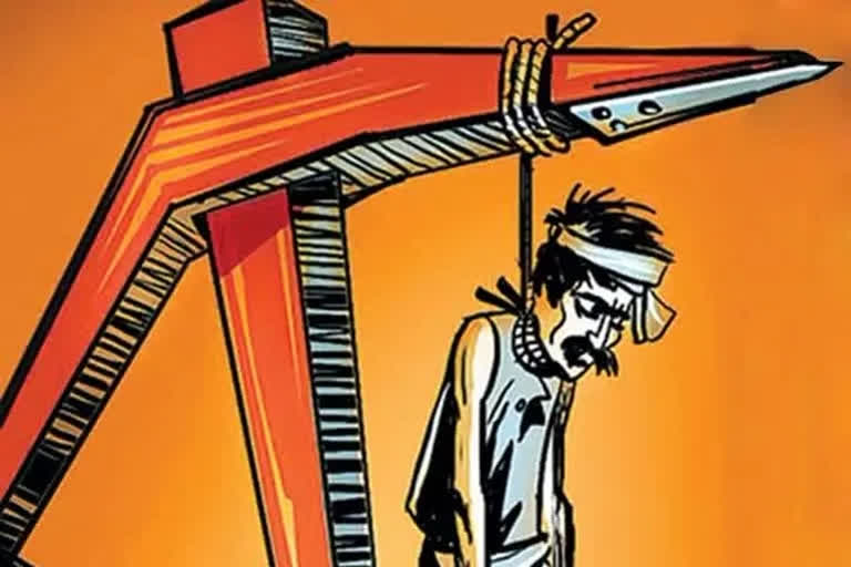 Farmer suicide for debt burdens in chetla annaram