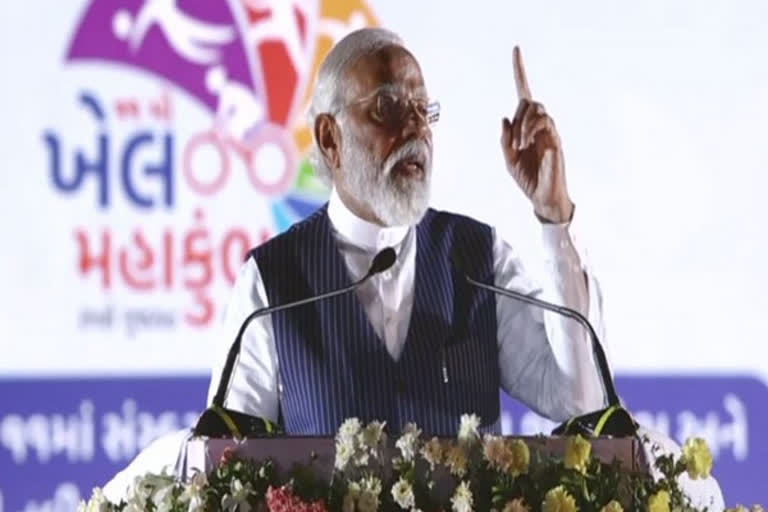 Prime Minister Narendra Modi on Saturday held two roadshows- in Gandhinagar district and another on his way to the Sardar Patel stadium in Ahmedabad where he inaugurated the state's major sporting event, the Khel Mahakumbh