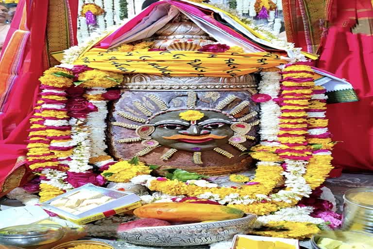 Ujjain Mahakaleshwar temple Baba Mahakal makeup on 13 March 2022